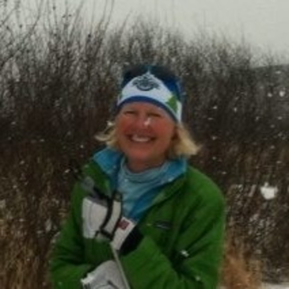 Meet your Posher, Cindy - Picture 1 of 1